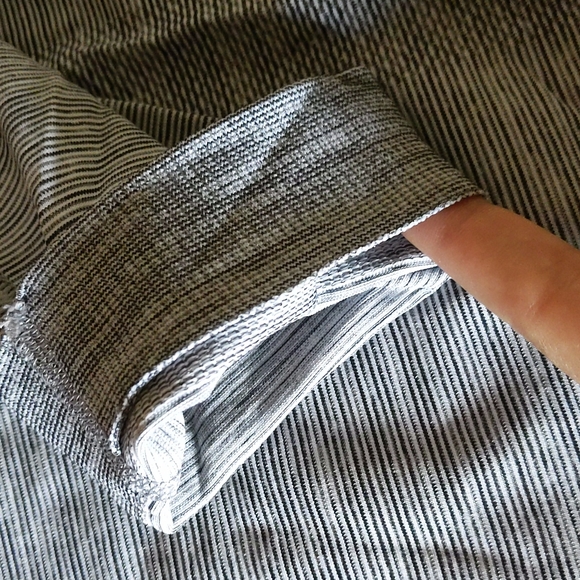 Lululemon Long Sleeve NWOT - Picture 6 of 6